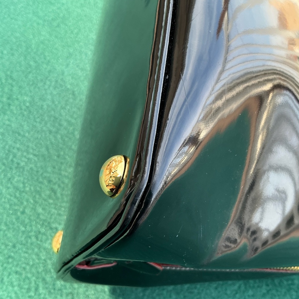 The MOST ELEGANT PRADA bag on PLANET 🌹🌹 - Picture 6 of 16